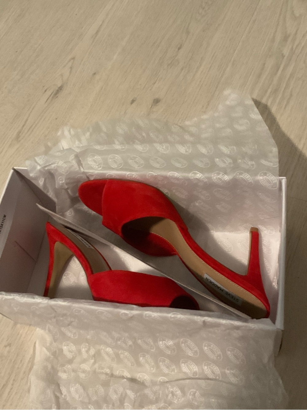 Steve Madden Red Suede Open-Toe Mule Heels Size 9.5 New - Picture 4 of 4